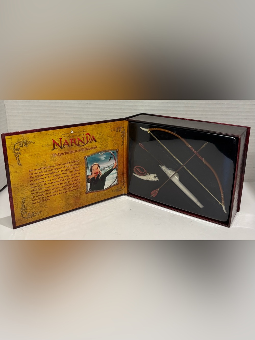 VTG Disney Chronicles of Narnia The Lion, The Witch And The Wardrobe Susan's M5